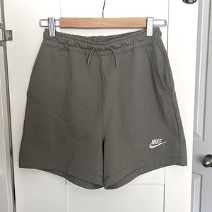 NIKE High Waist Summer Camp Shorts Size XS
